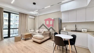 2-комн. квартира, 57 м², $1300