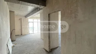 4-комнатная квартира в Тбилиси