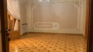 5-комнатная квартира в Тбилиси