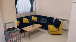 Паркинг на улица Тициана Табидзе 1 Lisi lake