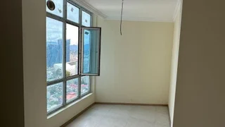 Ялчин Стар Резиденс: 4-комнатная, 89.6 м²
