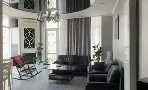 2-комнатная квартира у парка, $175000