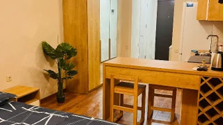 1 комнатная квартира. Сдаётся на сутки. Мухани