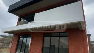 6-комнатный частный дом Продаётся. Тхинвал