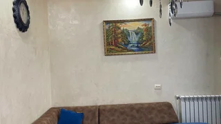 Квартира с 2 спальнями, $400