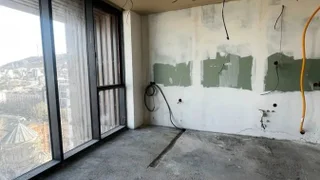 4-комнатная квартира в Тбилиси