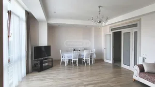 4-комнатная квартира. Сабуртало