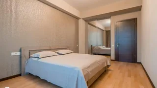 4-комнатная квартира. Авлабари