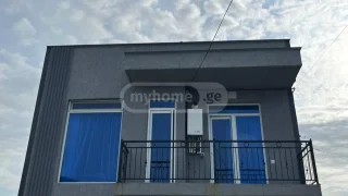 4-комнатный частный дом в районе аэропорта