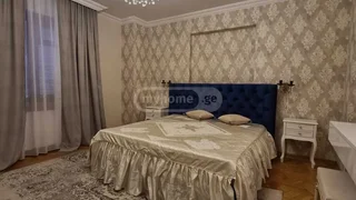 4-комнатная квартира в Тбилиси