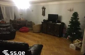 4-комнатная квартира в Тбилиси