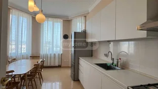5-комнатная квартира в Тбилиси