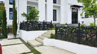 Премиум-вилла 5 комнат у озера Лиси, $5500