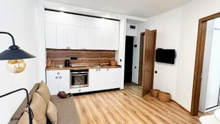 1+1 рядом с парком 6 Мая, $500