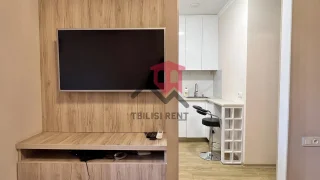 3 комнаты, 2 спальни, $600