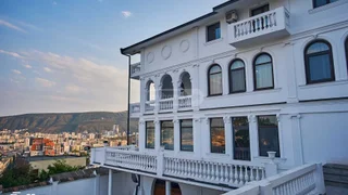 Room Hotel For Rent. Vedzisi