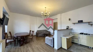 2-комнатная квартира, 74 м², $700
