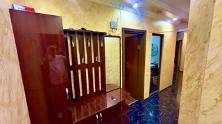 3 комнатная квартира у парка 6 Мая, $600
