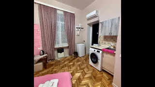 1 комнатная квартира. Суточная аренда. Мтацминда
