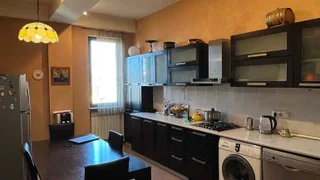 5 room Flat For Sale. Vake