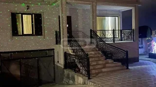 7-комнатный коттедж для летнего отдыха. Сдаётся посуточно. Глдани