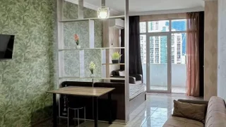 1+1 на улица Давида Агмашенебели 10 Agmashenebeli District