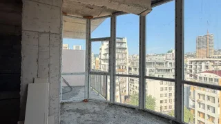 4-комнатная квартира в Тбилиси