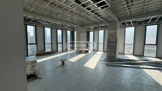 Офис в бизнес-центре класса А в Ваке