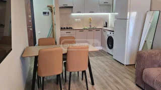 1+1 на улица Згвиспири ხიმშიაშვილის უბანი