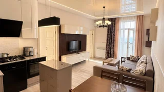 3-комнатная квартира, 80 м², 21 этаж, $1000