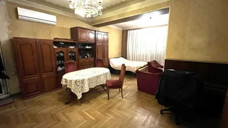 4-комнатная квартира в Тбилиси