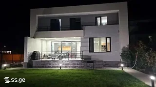 8 room Private House For Sale. Mtatsminda