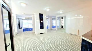 Commercial space For Sale. Ortachala