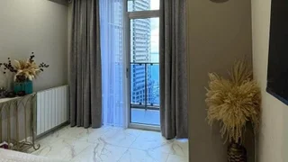 1+1 на Такаишвили улица 6 Bagrationi District