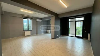 Коммерческое помещение 225 м² на пр. Казбеги, Сабуртало