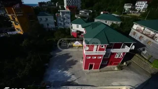 Земельный участок с постройкой в Квариати, первая линия