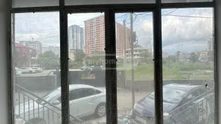 Универсальная коммерческая площадь в районе аэропорта