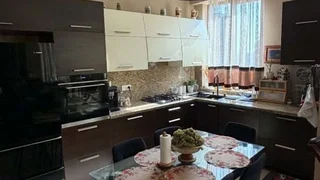 4-комнатная квартира в Тбилиси