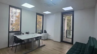 Офис 100 кв.м в Сабуртало для аренды