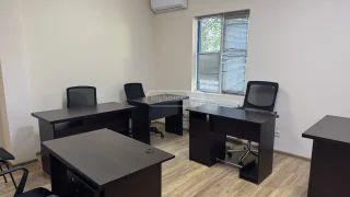 Офисное коммерческое помещение в Вера