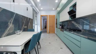 4-комнатная квартира. Ваке