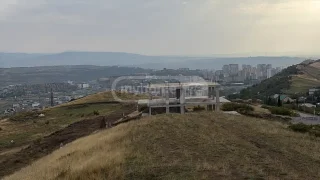 Земельный участок несельскохозяйственного назначения в Тхинвали