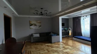 4-комнатная квартира Продаётся. Варкетили