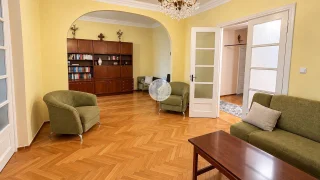 4-комнатная квартира, 115 м², Руставели 57, $600
