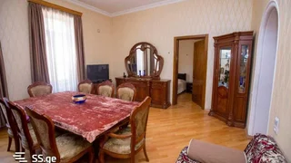 4-комнатная квартира в Тбилиси