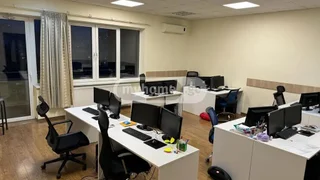 Офис в аренду. Ваке