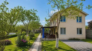 5 room Private House For Sale