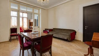 Ул. Тевдоре Мгвдрели, 3/32: 3-комнатная, 108.0 м²
