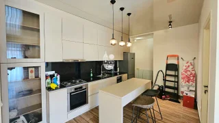 1+1 квартира рядом с парком 6 Мая, $1000