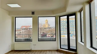 Офисного помещения в бизнес-центре Метехи